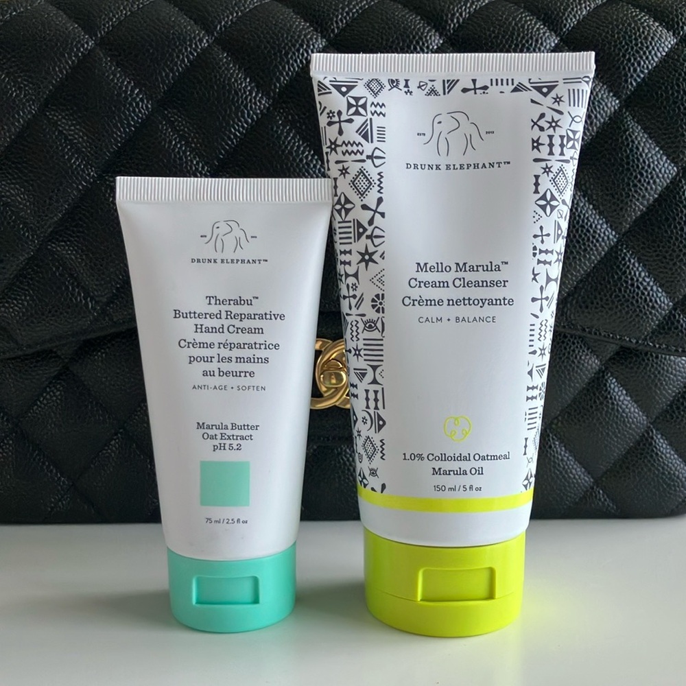 TAKING OFFERS BRAND NEW Drunk Elephant White and Black Cleanser Exfoliant Duo